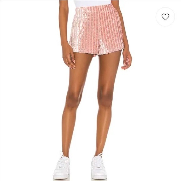 NEW Lovers + Friends Nicola Velour Shorts in blush - Picture 5 of 6